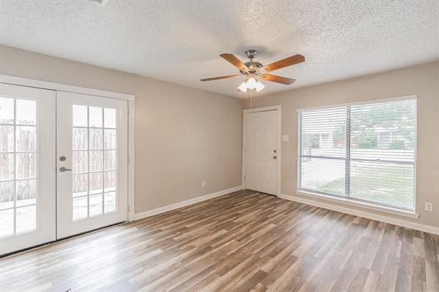 Building Photo - 2762 Parkchester Dr