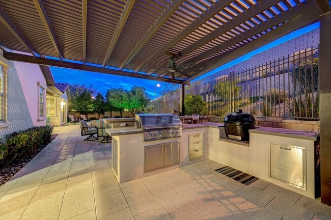 Building Photo - Private Cul-de-Sac Estate in Gated Summerlin with Pool, Spa & Outdoor Living
