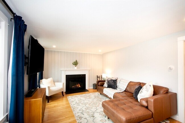 Building Photo - 75 Tower Ave