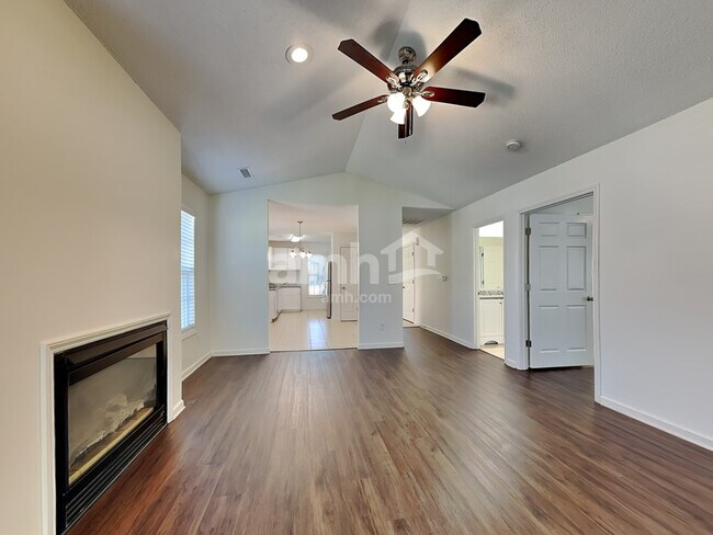 Building Photo - 197 Cameron Way Cir