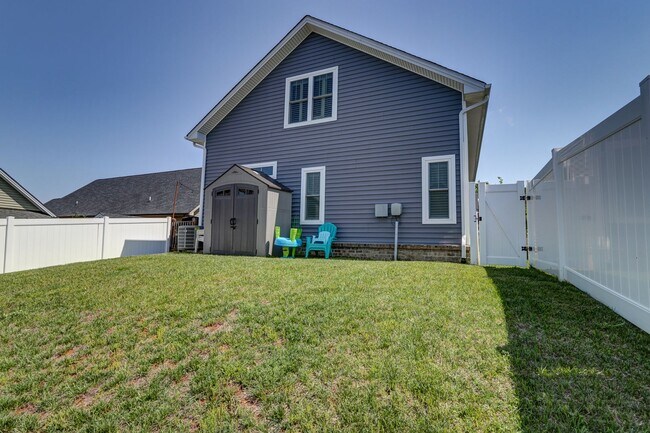 Building Photo - 105 Ridgeline Ln