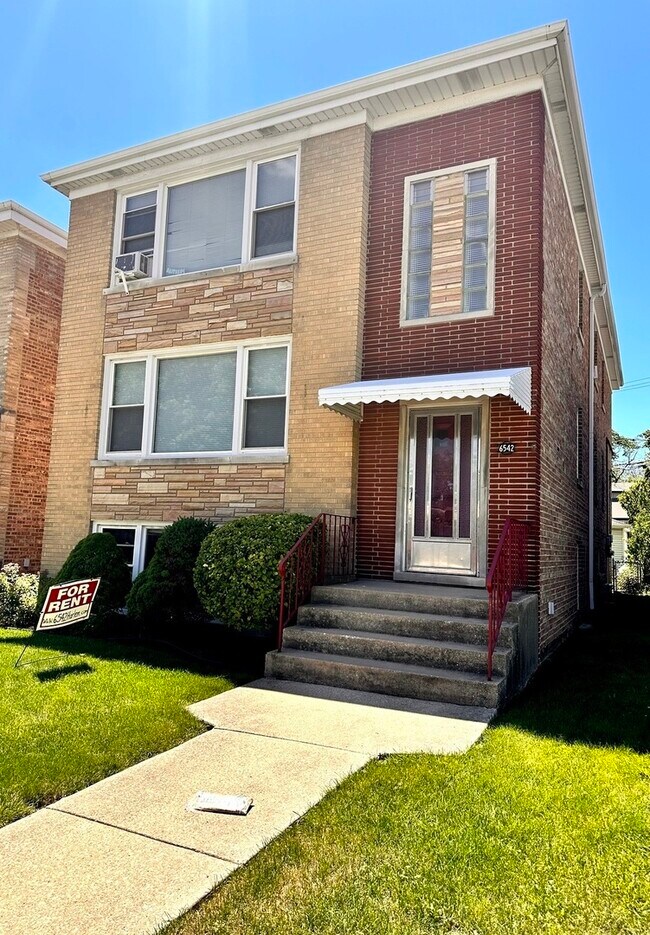 Building Photo - 6542 N Harlem Ave