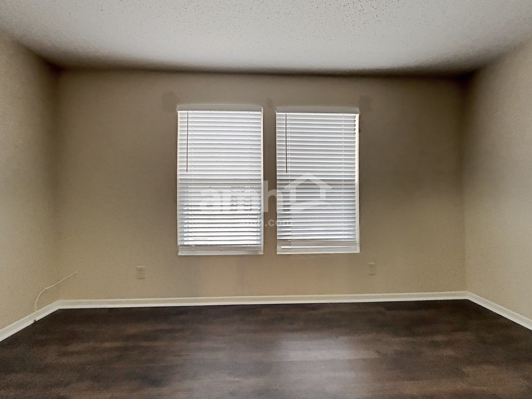 Building Photo - 1545 Fortner Dr