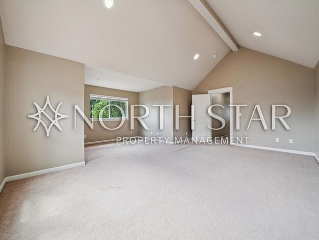 Building Photo - Move-In Ready Craftsman with Gourmet Kitchen, Bonus Room & Private Basketball Court