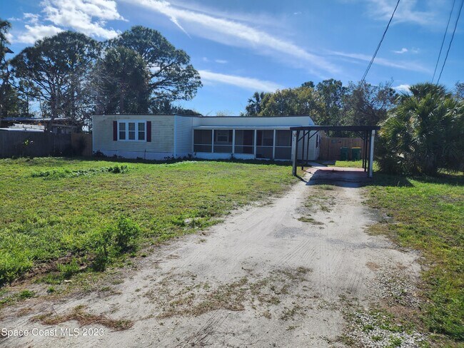 Building Photo - 388 Mac Arthur Cir-