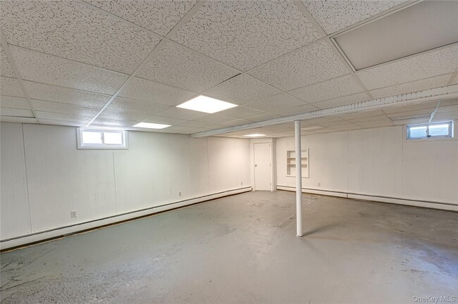 Building Photo - 69 Allan Dr