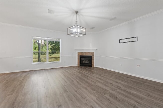 Building Photo - 140 Corral Cir