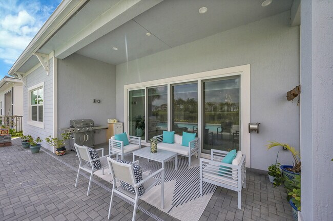 Building Photo - 12597 Nautilus Cir