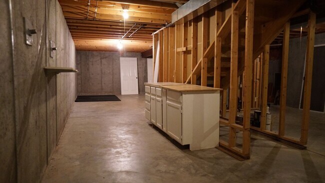 Building Photo - Bright 3 Bed, 2 Bath, Ranch-Style Home in South Fort Collins!