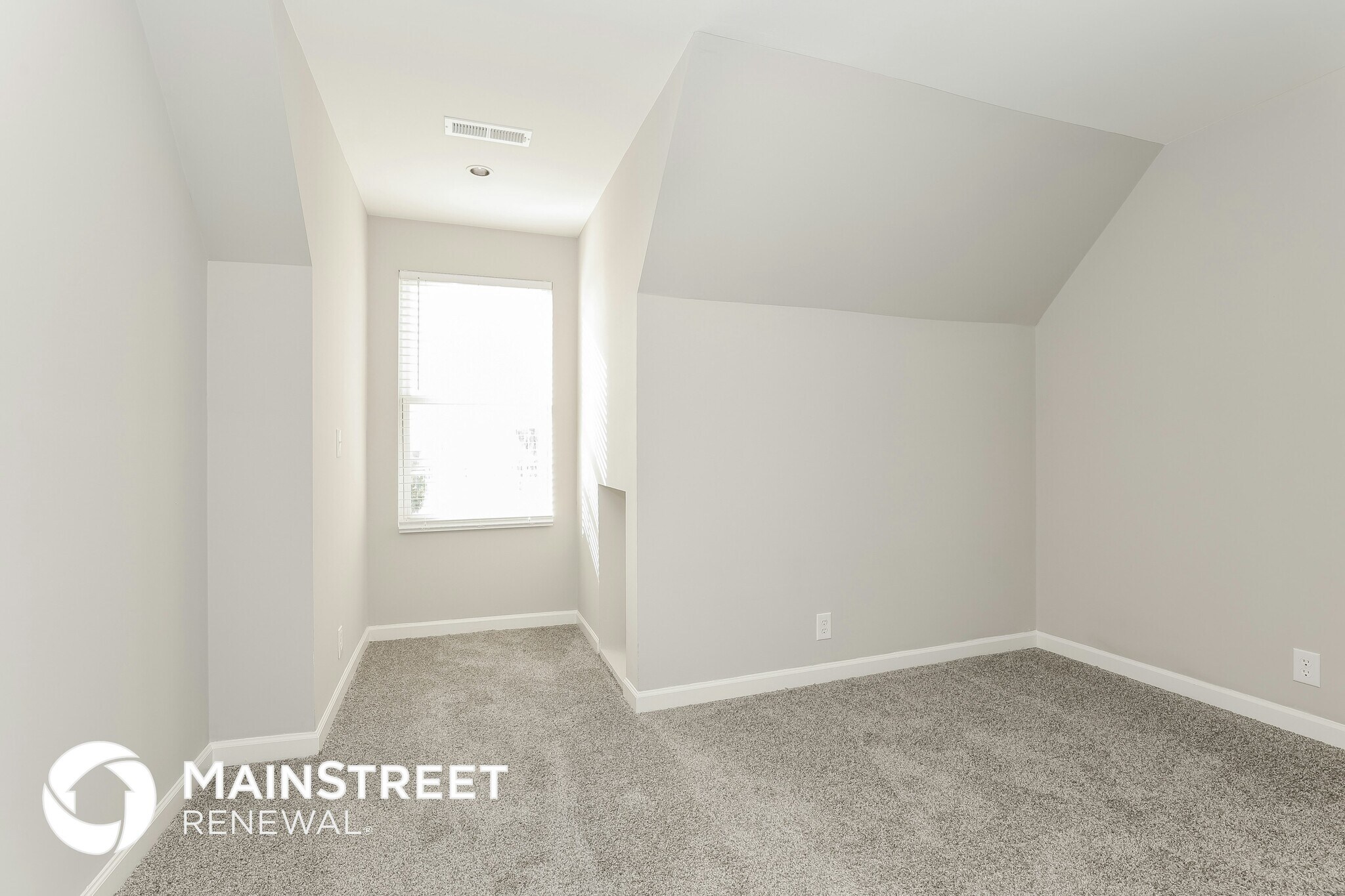 Building Photo - 801 Clouddale Ct