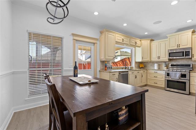 Building Photo - 4216 Creekstone Dr