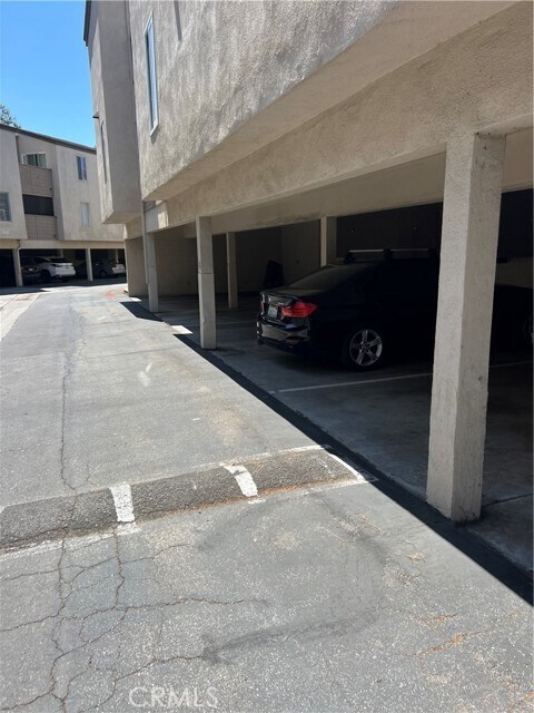 Building Photo - 1350 Cabrillo Park Dr