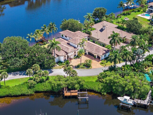 Building Photo - 18669 SE Palm Island Ln