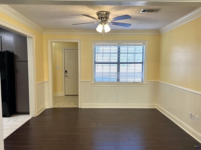 Building Photo - 108 Turtle Dove Ct