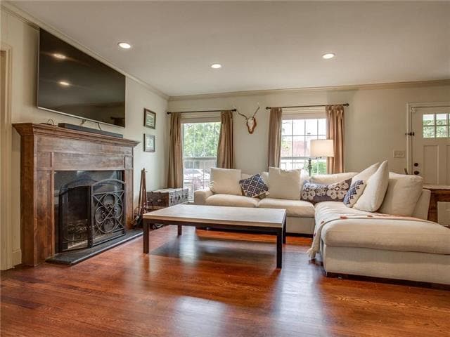 Building Photo - 5018 Wenonah Dr