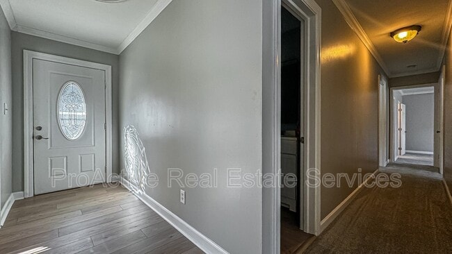 Building Photo - 5100 Shenstone Dr