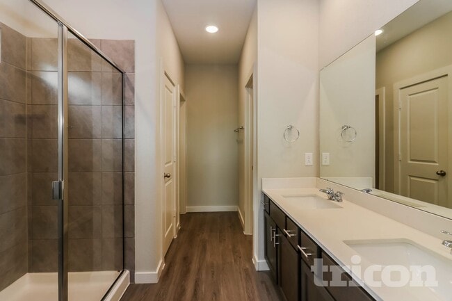 Building Photo - 2422 Cohorn Trl