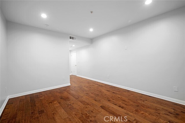 Building Photo - 6800 Corbin Ave