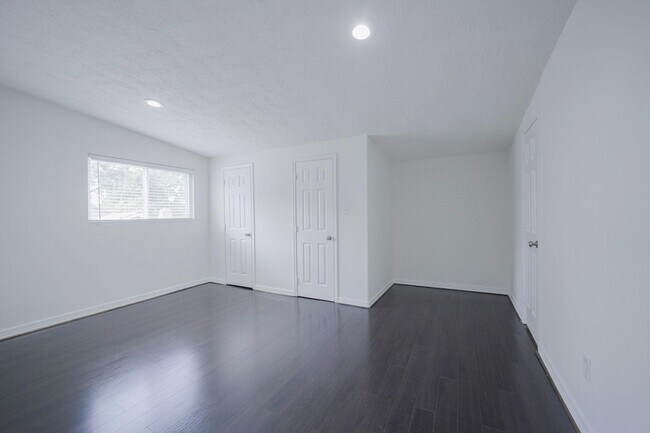 Building Photo - 1419 Chestnut Ridge Rd
