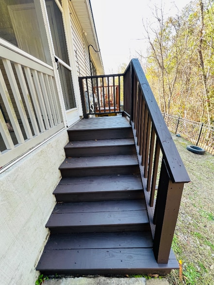 Building Photo - 335 Flyway Rd