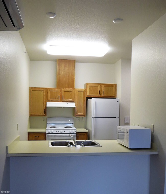 Building Photo - 2 br, 1 bath Apartment - River View Place