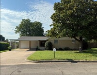 Building Photo - Where Classic Charm Meets Modern Comfort in Midway ISD