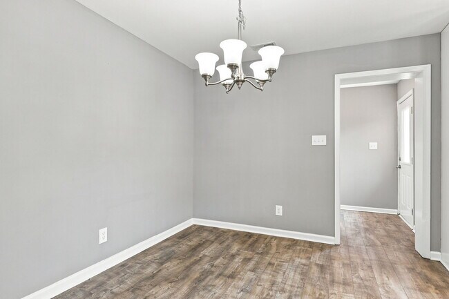 Building Photo - 1305 Yeadon Rd