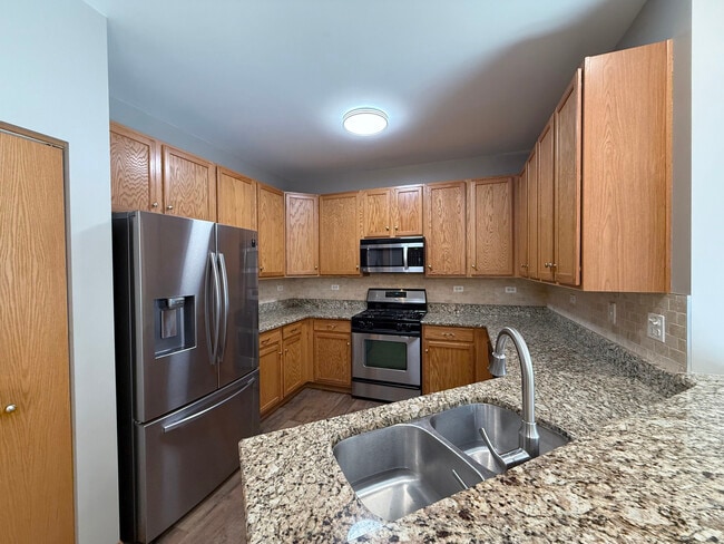 Building Photo - 239 Springbrook Trail S