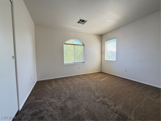 Building Photo - 6839 Scarlet Flax St