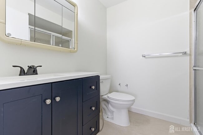 Building Photo - 1610 Green Hollow Dr