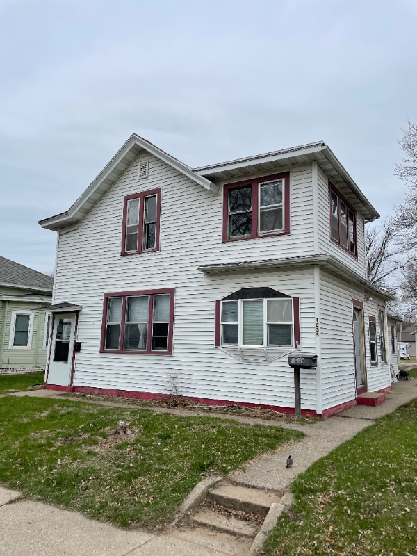 Building Photo - 1033 Redfield St