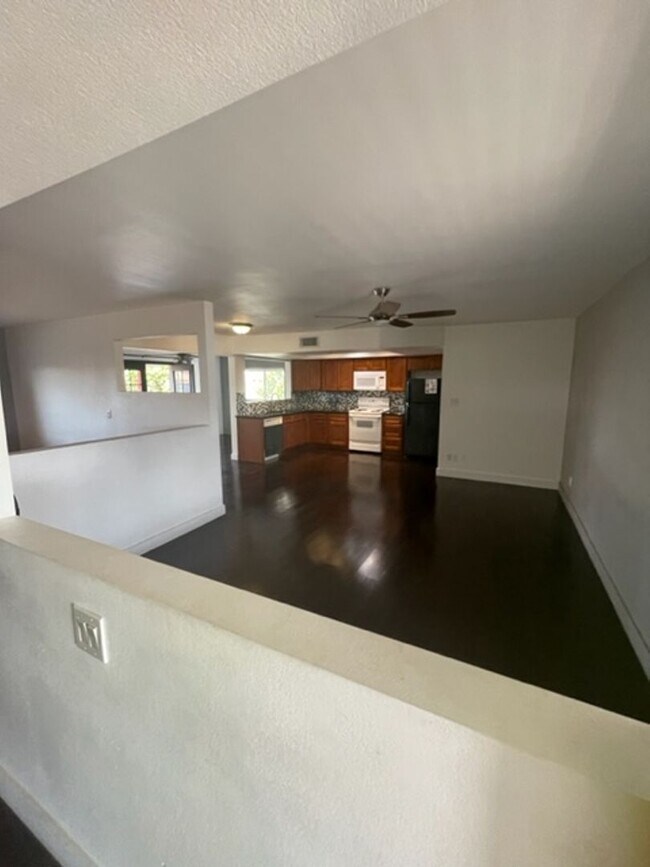 Building Photo - Charming 3 Bedroom Home | Oversized Backyard on Corner Lot