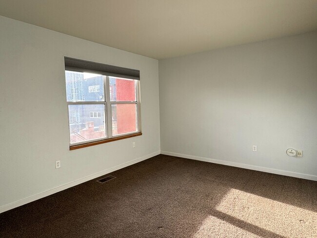 Building Photo - 2400 Welton St