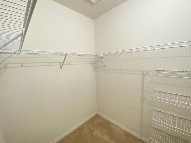 Building Photo - Bella Pointe-Yacht Club Drive Kissimmee, F...