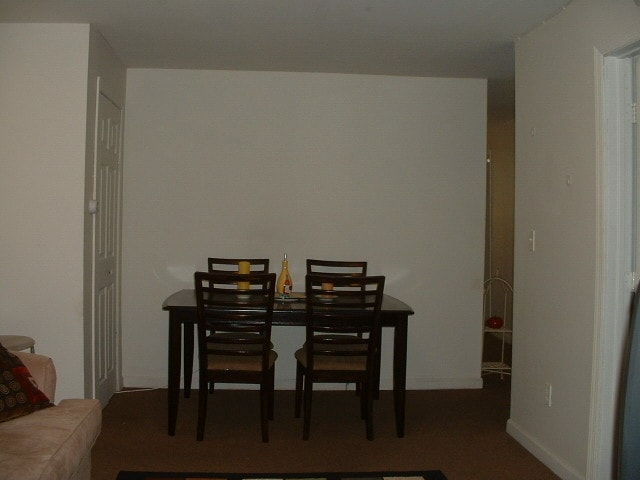 LIVING ROOM/DINING TABLE - 2582 Richmond Terrace