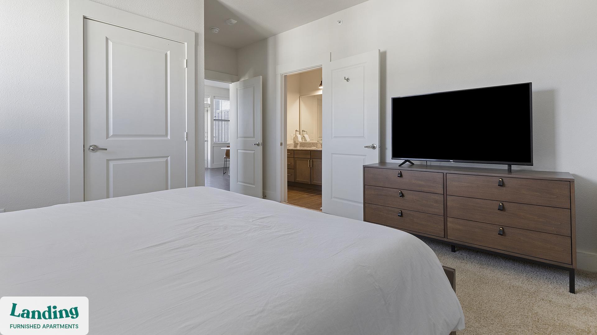 Building Photo - 20915 Wilderness Oak