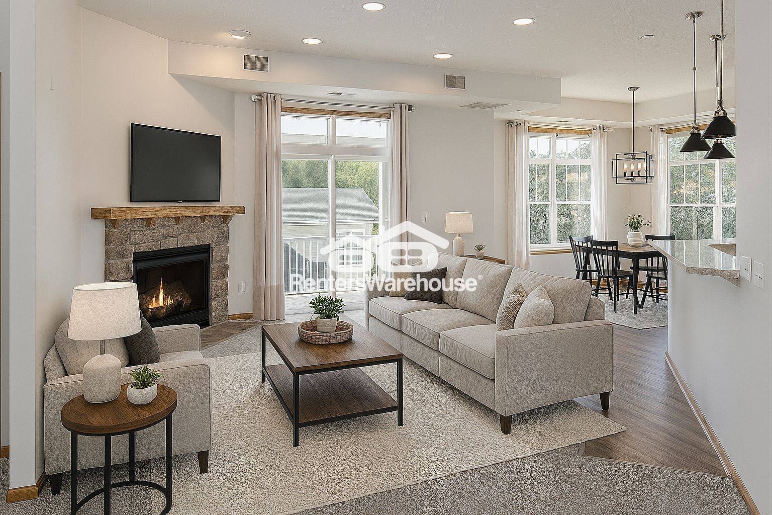 Building Photo - 9630 Independence Cir