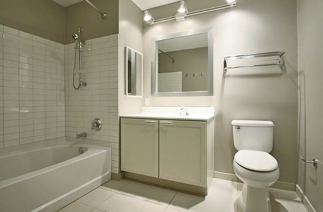 Building Photo - 13 W Randolph St