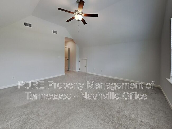 Building Photo - 400 Zeffer Ct
