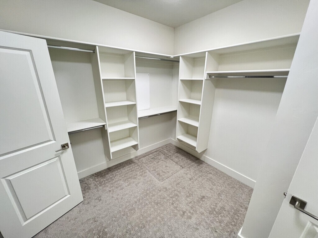 Building Photo - 2370 W Herron Ridge Dr