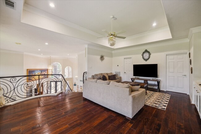 Building Photo - 14 Lake Mist Ct