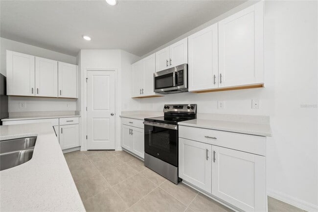 Building Photo - 4731 Yellow Elder Wy