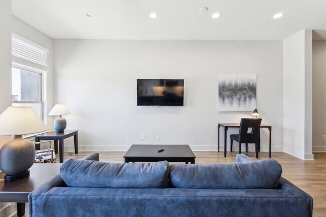 Building Photo - 2901 Indiana St