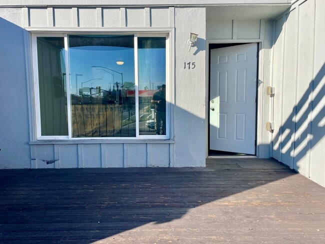 Building Photo - 175 W Alameda St