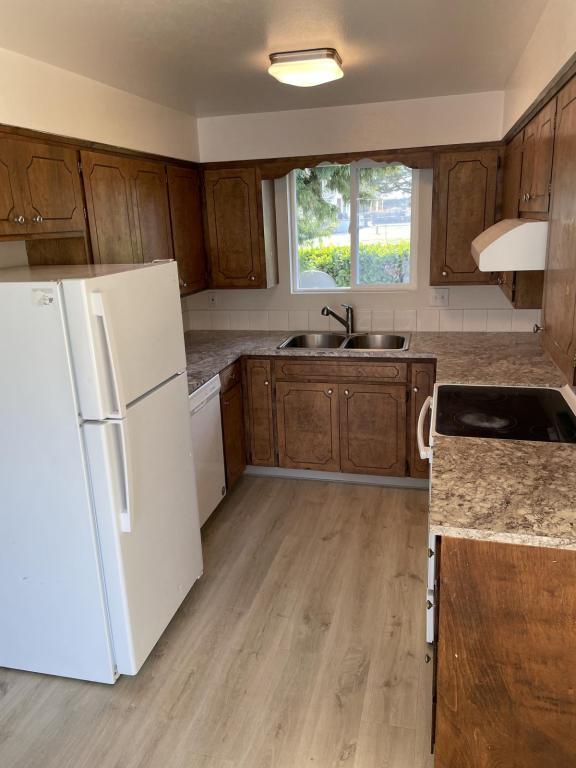 Building Photo - 1640 Lawnridge St SW