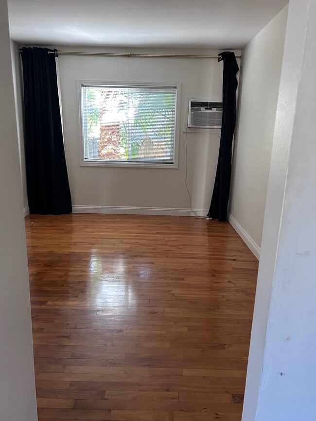 bedroom facing private yard - 5549 Costello Ave