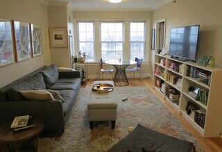 Building Photo - 534 Beacon St