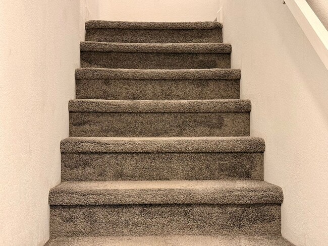 Building Photo - 3 BED 2.5 BATH 2 CAR GARAGE TOWNHOUSE w/ LOFT in CADENCE FOR RENT!