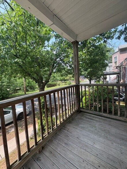 Building Photo - 41 Osborn Ave