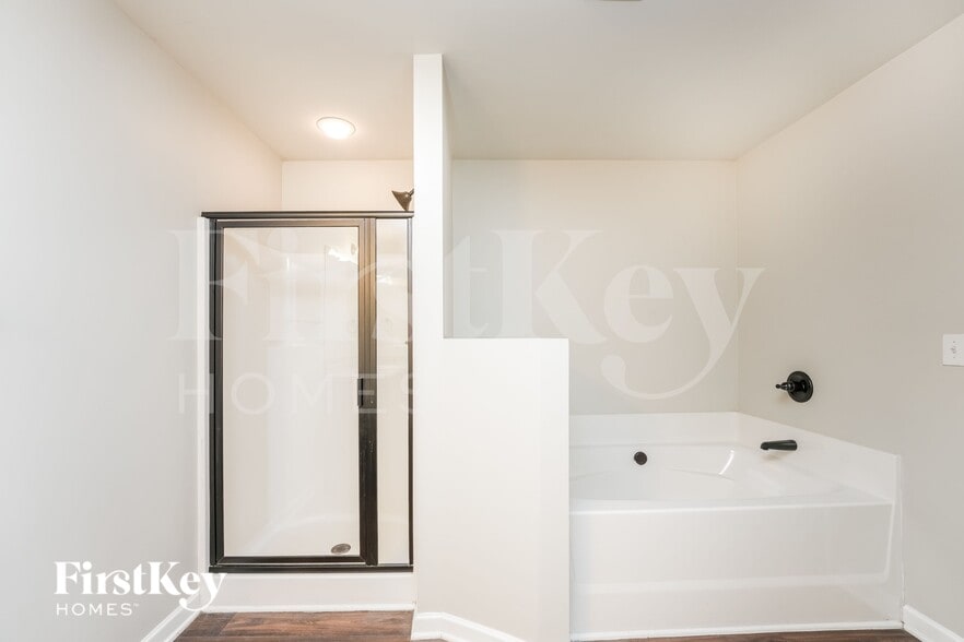 Building Photo - 5493 Union Hill Ct